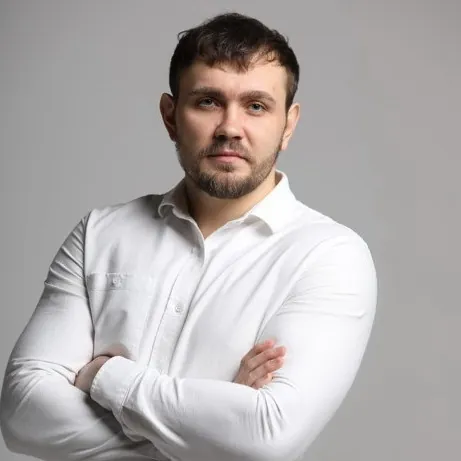 Artur Podgornyi — founder of Clariva